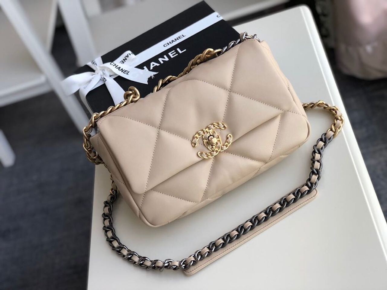 [True-to-ORIGINAL] Ch**el 19 Flap Bag Beige For Women 10.1in/26cm