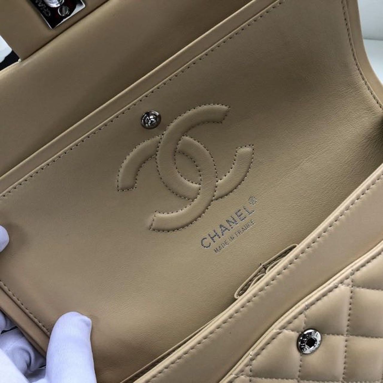 Ch**el Classic Handbag Silver Hardware Beige For Women, Women’s Bags, Shoulder And Crossbody Bags 10.2in/26cm A01112