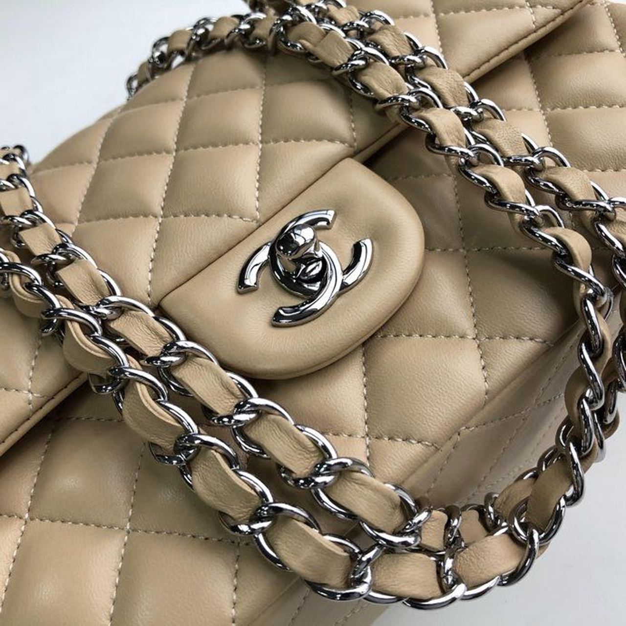 Ch**el Classic Handbag Silver Hardware Beige For Women, Women’s Bags, Shoulder And Crossbody Bags 10.2in/26cm A01112