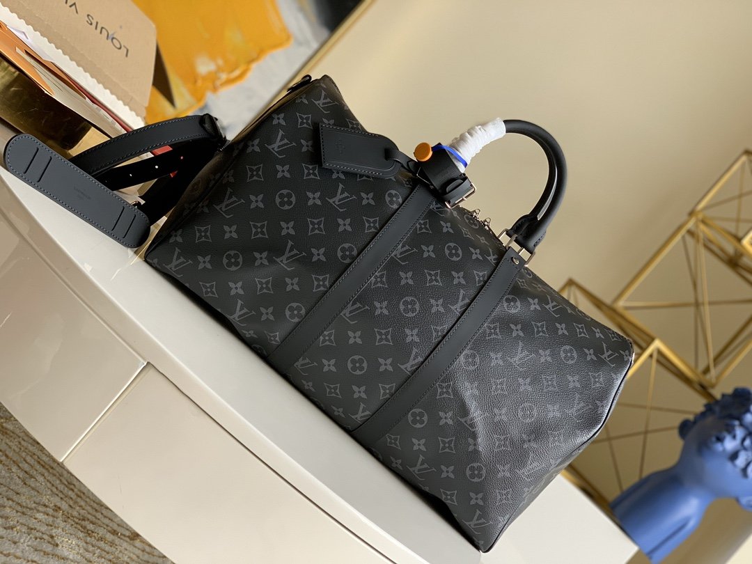 L0vis Vvtt0n Keepall Bandouliere 45 Monogram Eclipse Canvas 17.7in/45cm LV M40569