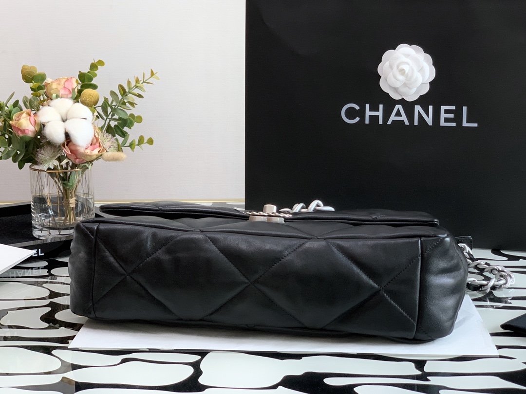Ch**el 19 Maxi Handbag Black For Women 14in/36cm