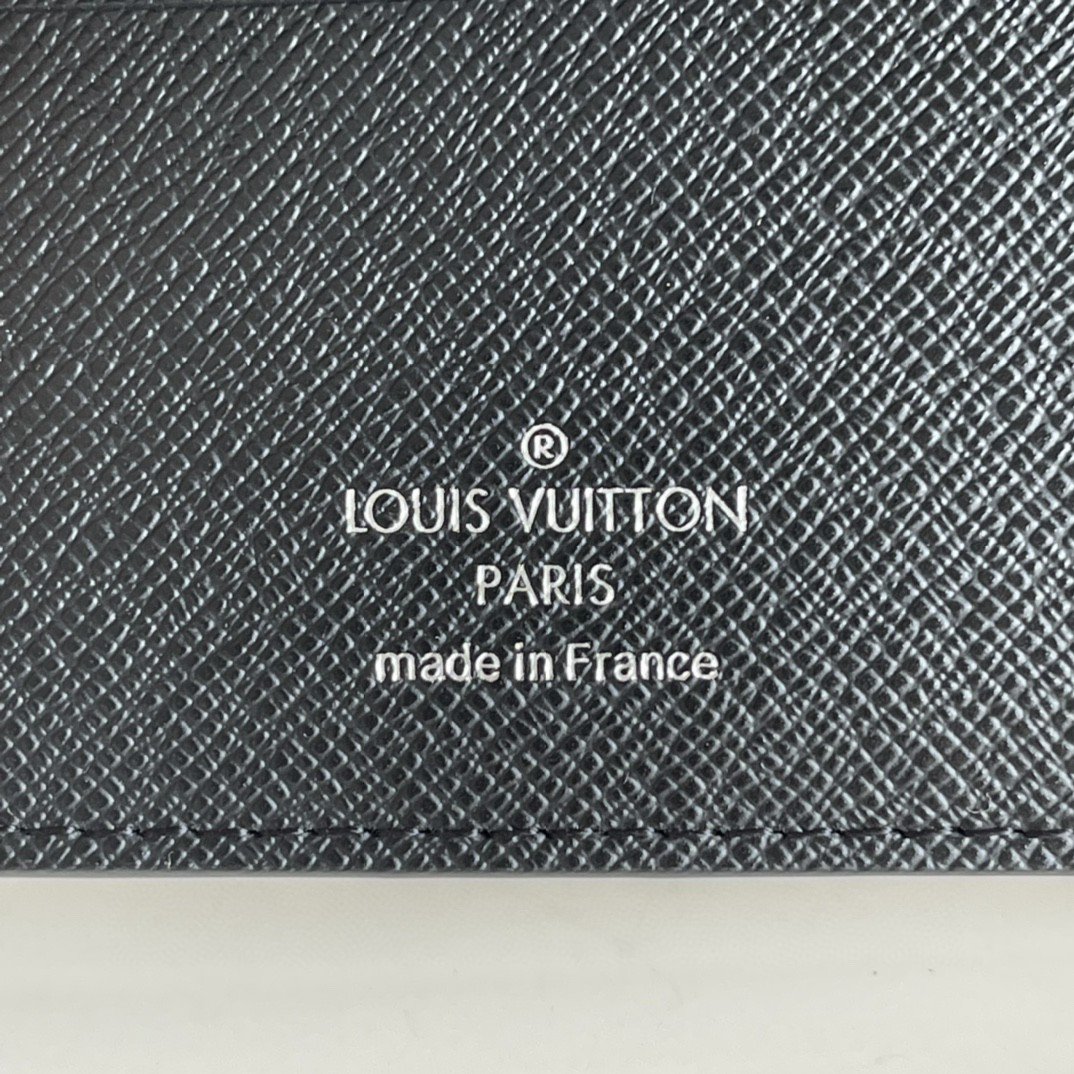 L0vis Vvtt0n Amerigo Wallet Monogram Eclipse For Men, Men’s Wallet 4.7in/11.5cm LV