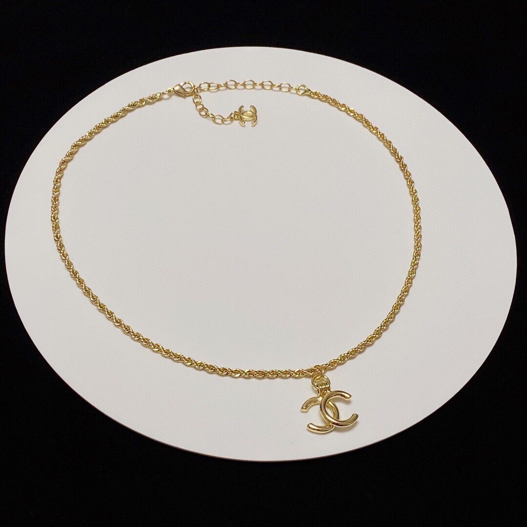 Ch**el Necklace