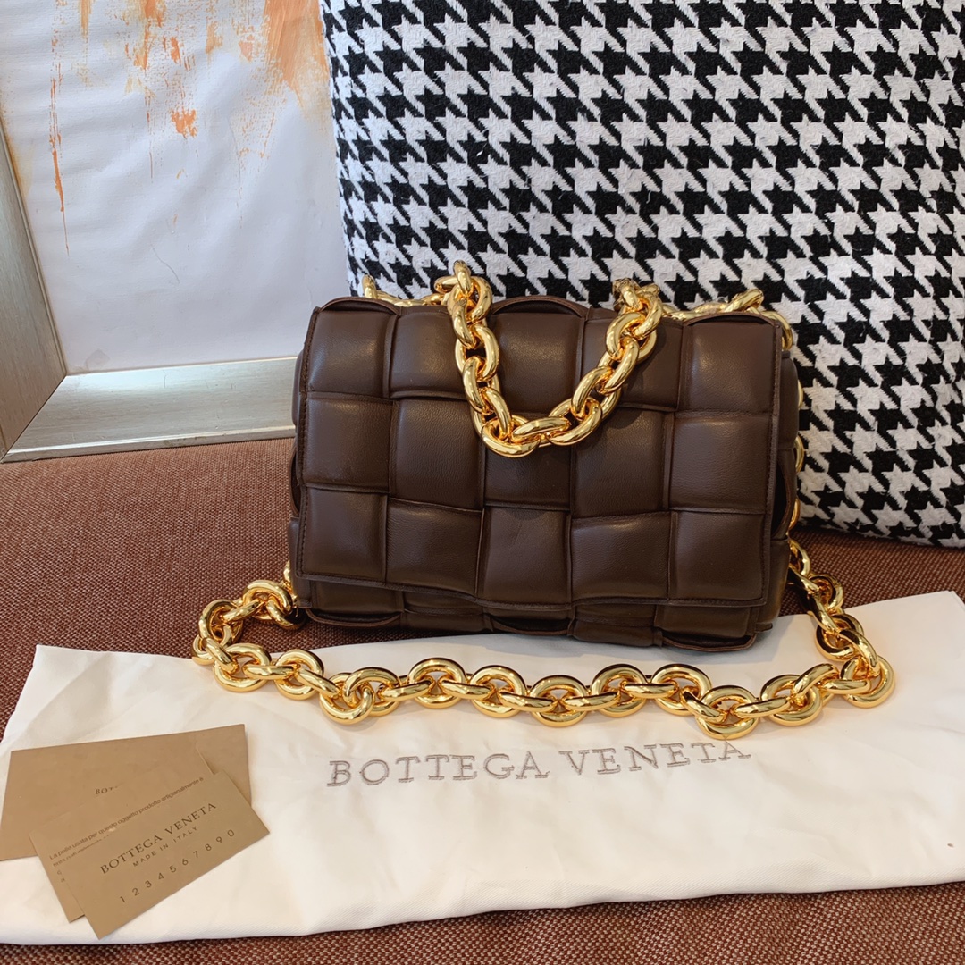 B0tt*ga Ven*ta Chain Cassette Fondant, For Women, Women’s Bags 10.2in/26cm 631421VBWZ02132