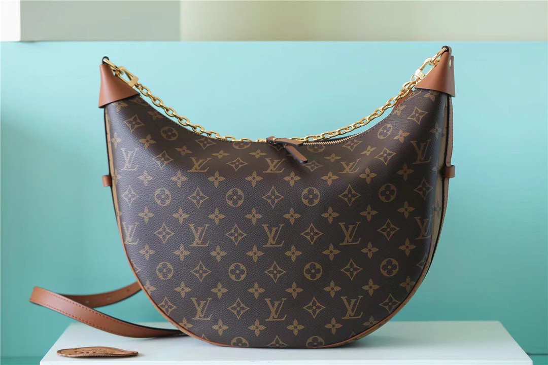 L0vis Vvtt0n Loop Monogram Canvas By Nicolas Ghesquiere For Women, Women’s Handbags, Shoulder And Crossbody Bags 38cm/15in LV