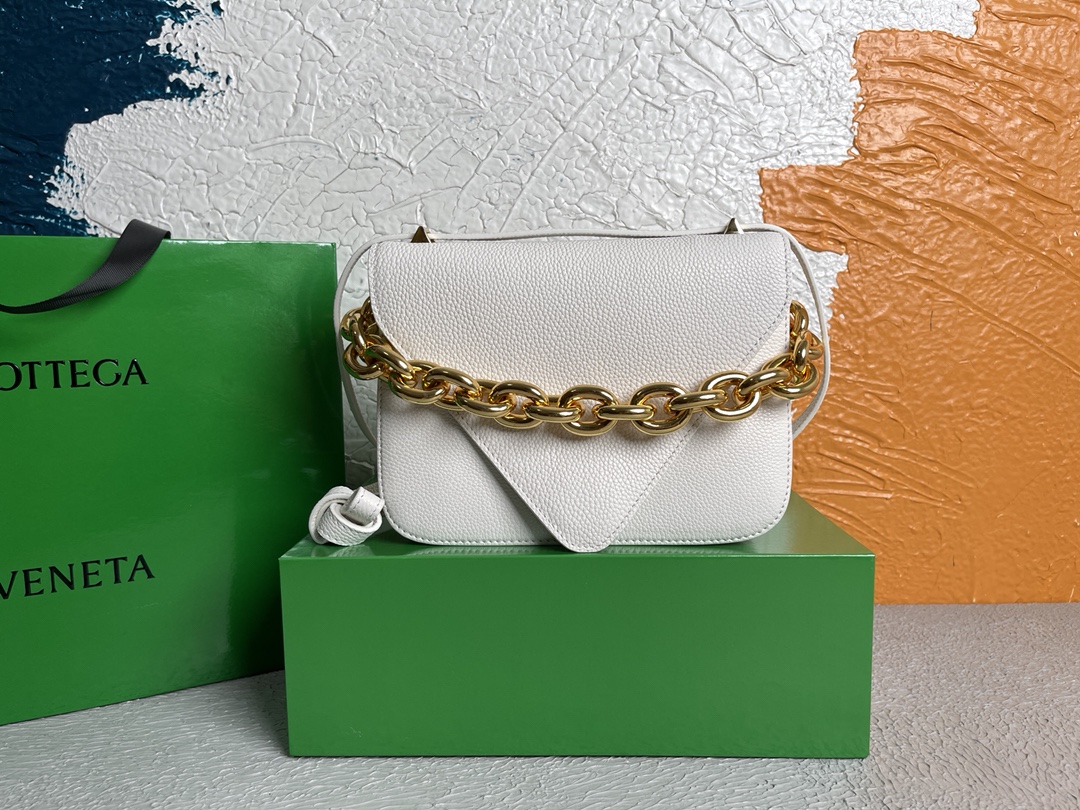 B0tt*ga Ven*ta Mount White, For Women, Women’s Bags 8.3in/21cm 667399V12M09009