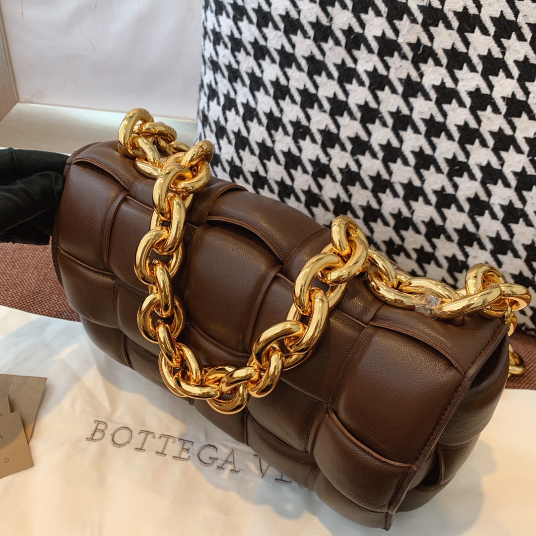 B0tt*ga Ven*ta Chain Cassette Fondant, For Women, Women’s Bags 10.2in/26cm 631421VBWZ02132