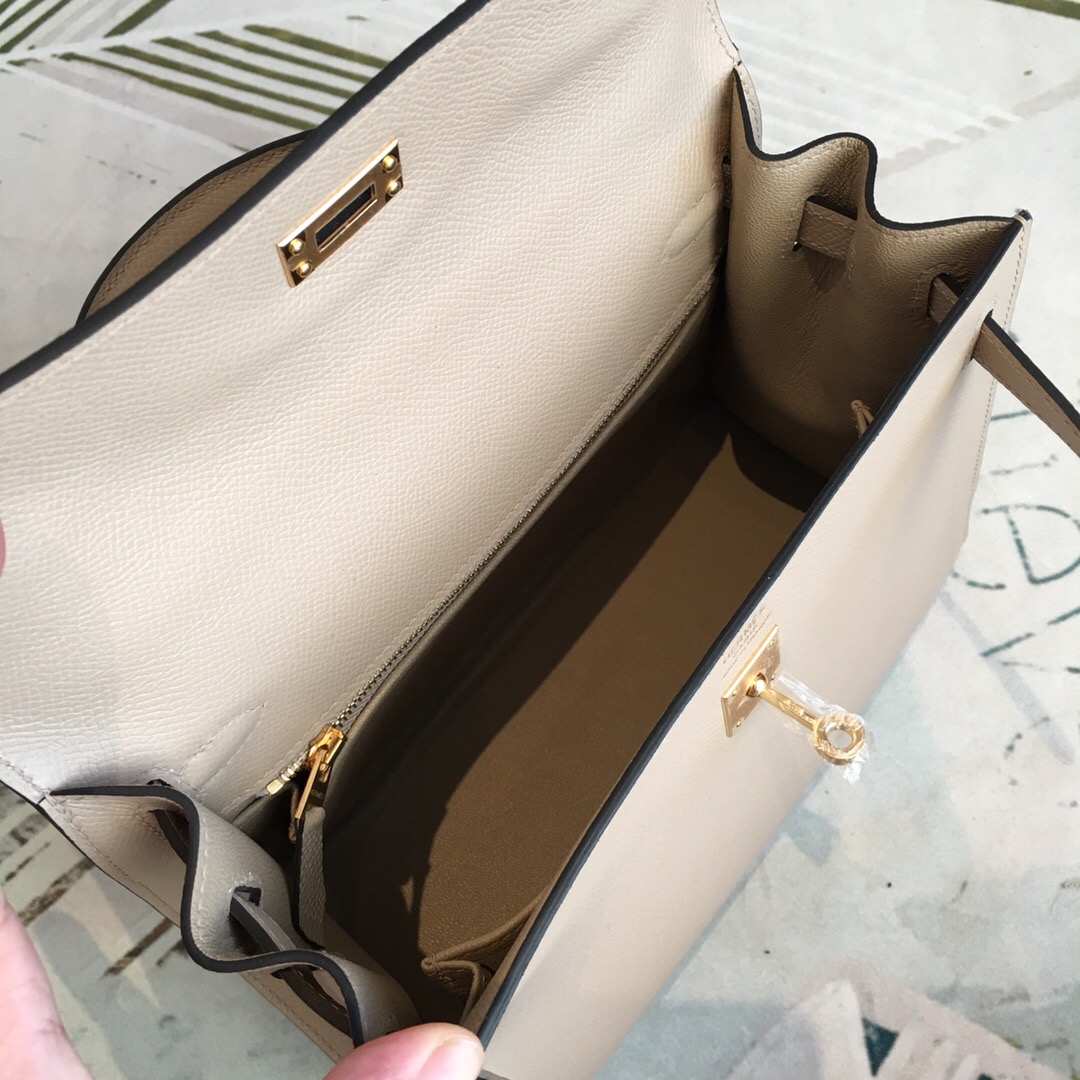 H**me5 Kelly Light Gray For Women Gold Toned Hardware 10in/25cm