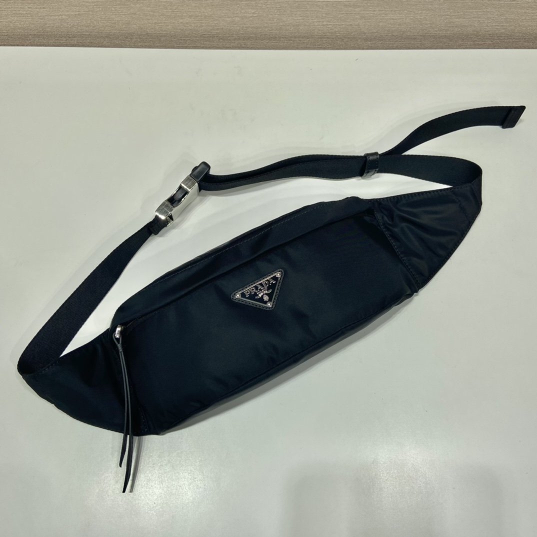 Pra*a Re-Nylon And Saffiano Belt Bag Black For Women, Women’s Bags 10.2in/26cm 2VL034_2DMG_F0002_V_OOO