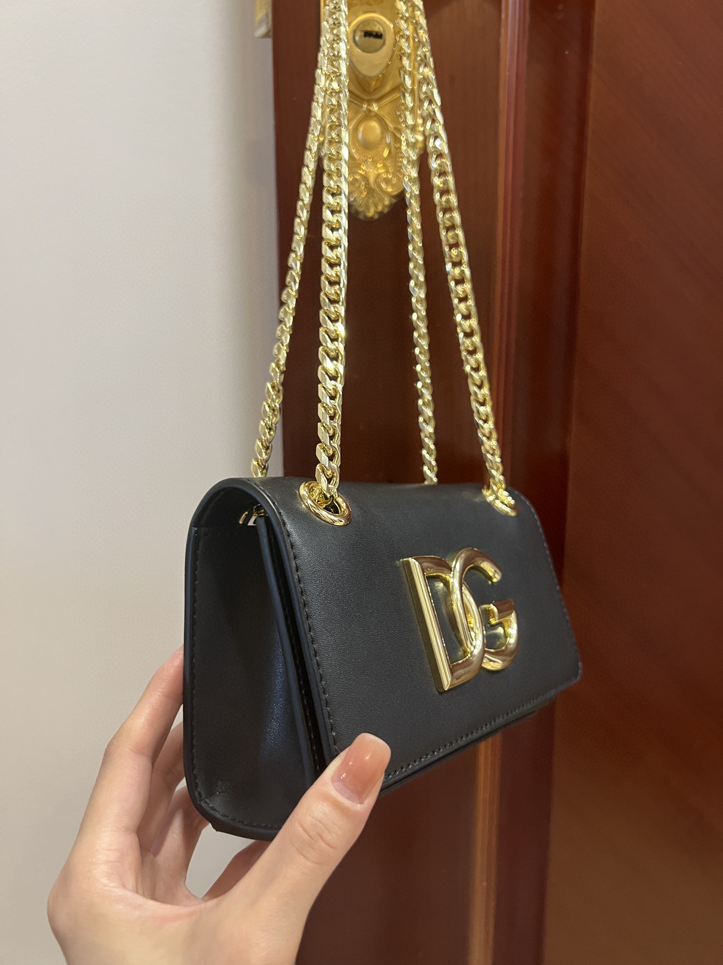 Dolce & Gabbana Polished 3.5 Phone Bag Black For Women 7.3in/19cm DG