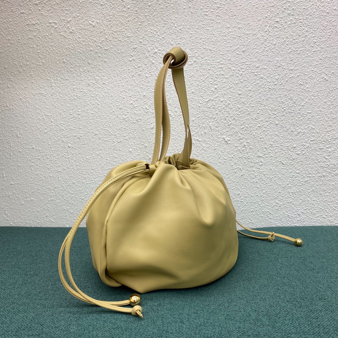 B0tt*ga Ven*ta Medium Pouch Beige, For Women, Women’s Bags 15.7in/40cm