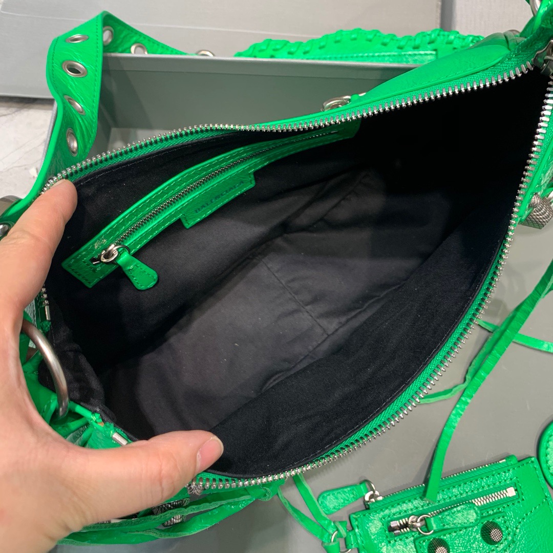 Ba1en*iaga Le Cagole XS Shoulder Bag In Green, For Women, Women’s Bags 13in/33cm