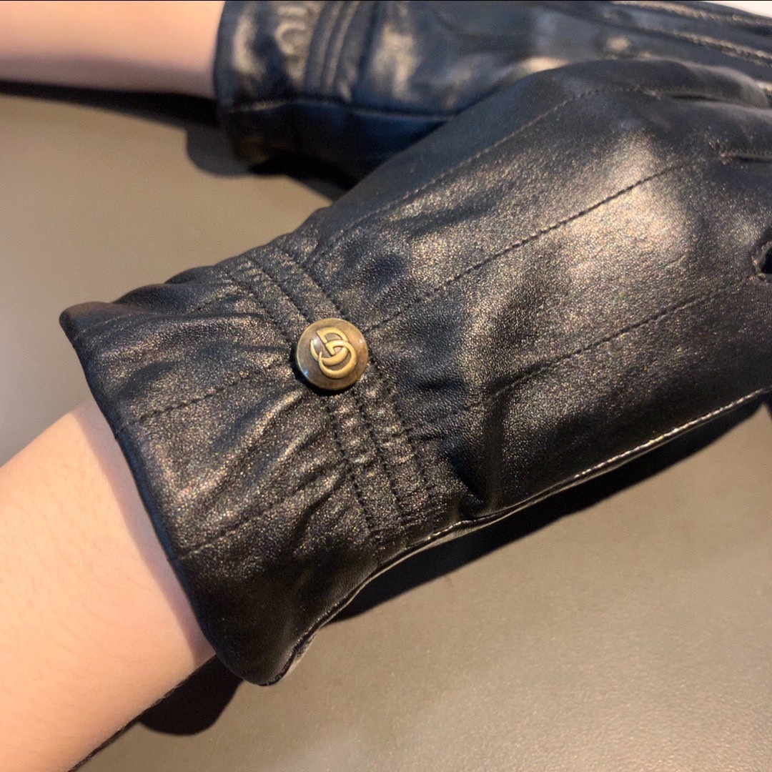 Gvc*1 Gloves With Signature Double G Motif In Black