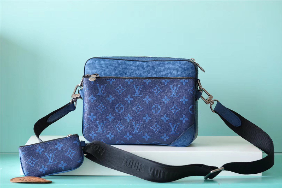 L0vis Vvtt0n Trio Messenger Monogram Canvas And Taiga Cobalt Blue For Men, Men’s Bags, Shoulder And Crossbody Bags 9.5in/25cm LV M30848