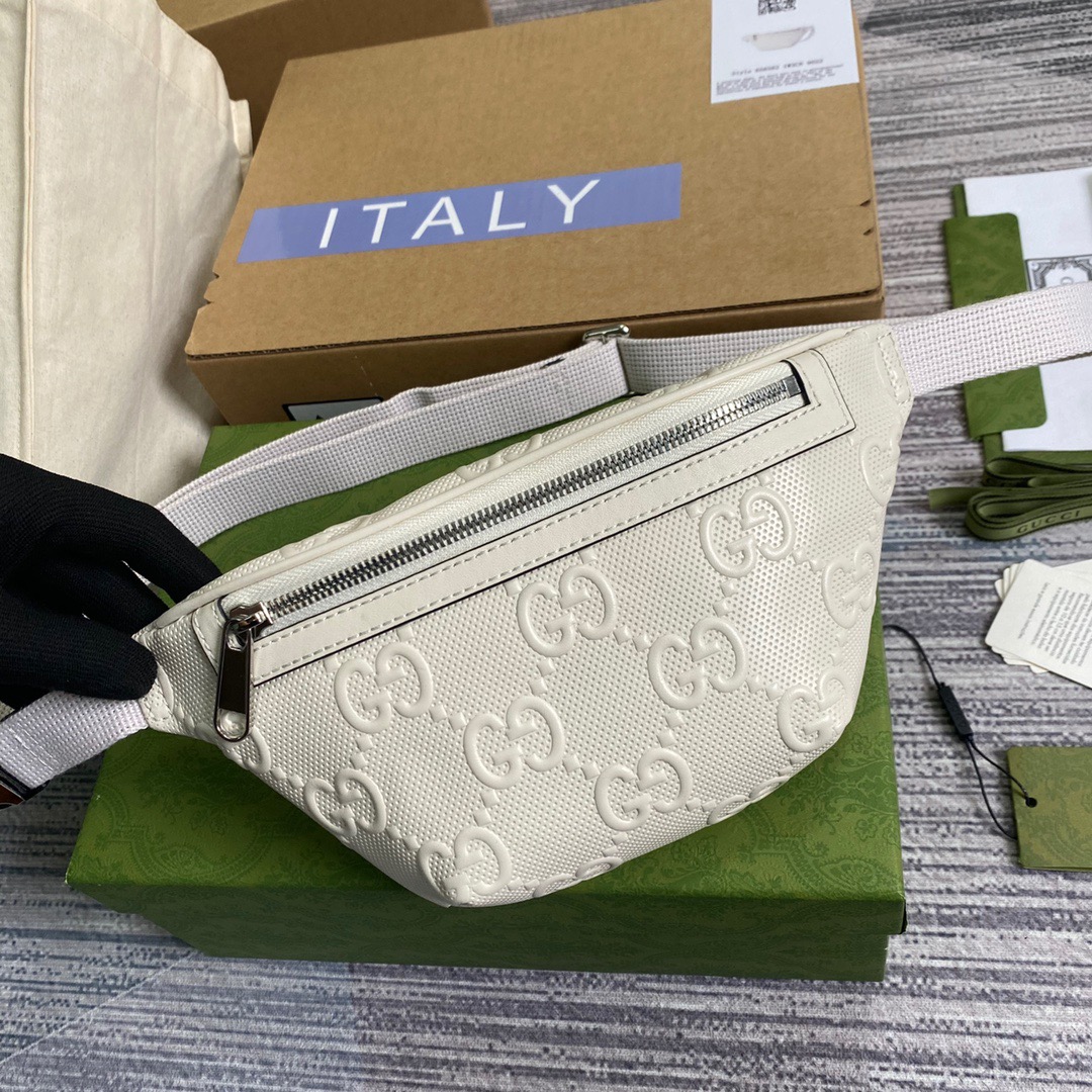 Gvc*1 GG Embossed Belt Bag White GG Embossed For Men  9.1in/23cm GG 658582 1W3CN 9022