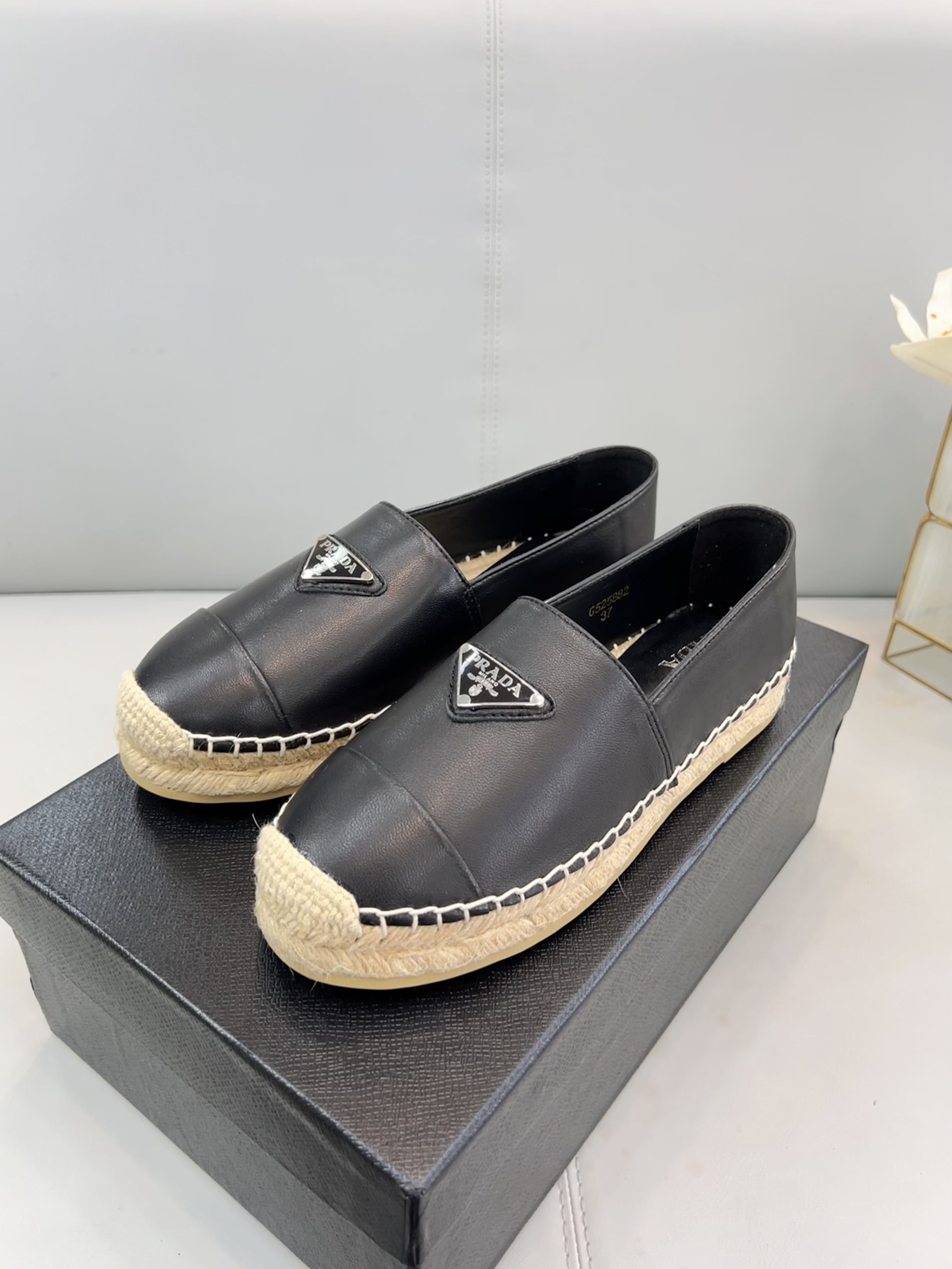 Pra*a Nappa Espadrillas Black For Women 0.8in/20mm PRD