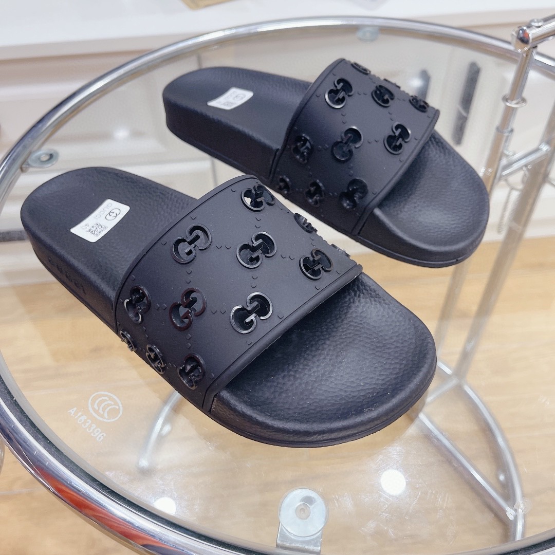 Gvc*1 Men’s Rubber GG Slide Sandals Black For Men 573922 JDR00 1000