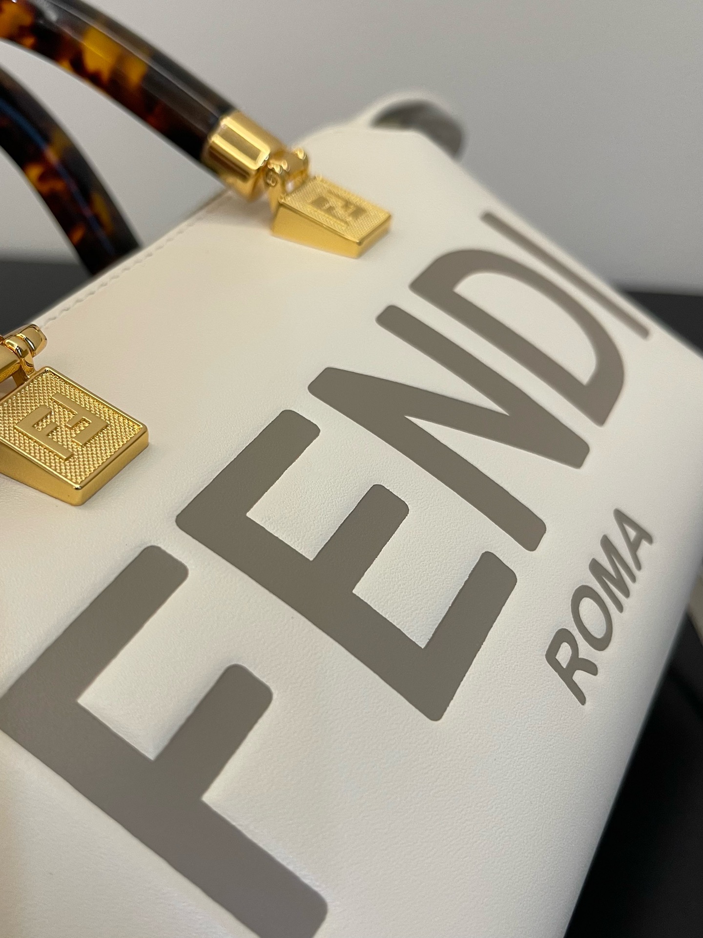 F**di By The Way White Mini Bag For Woman 17cm/6.5in