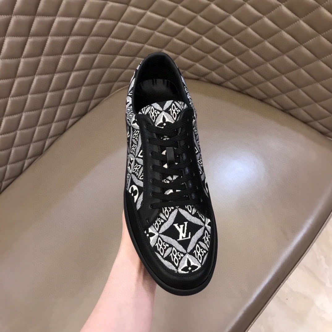 L0vis Vvtt0n Rivoli Sneaker Black For Men LV