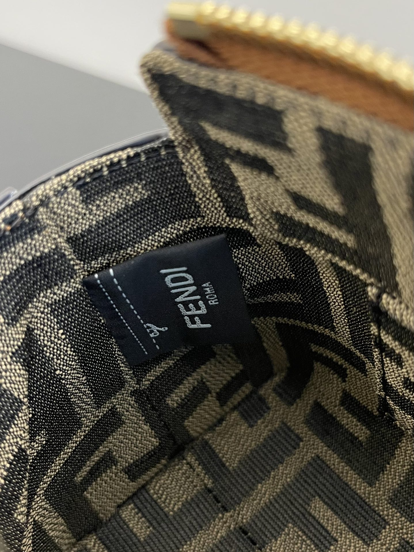 F**di By The Way Brown Mini Bag For Women 20.5cm/8.1in 8BS067 ABVL F0NYJ