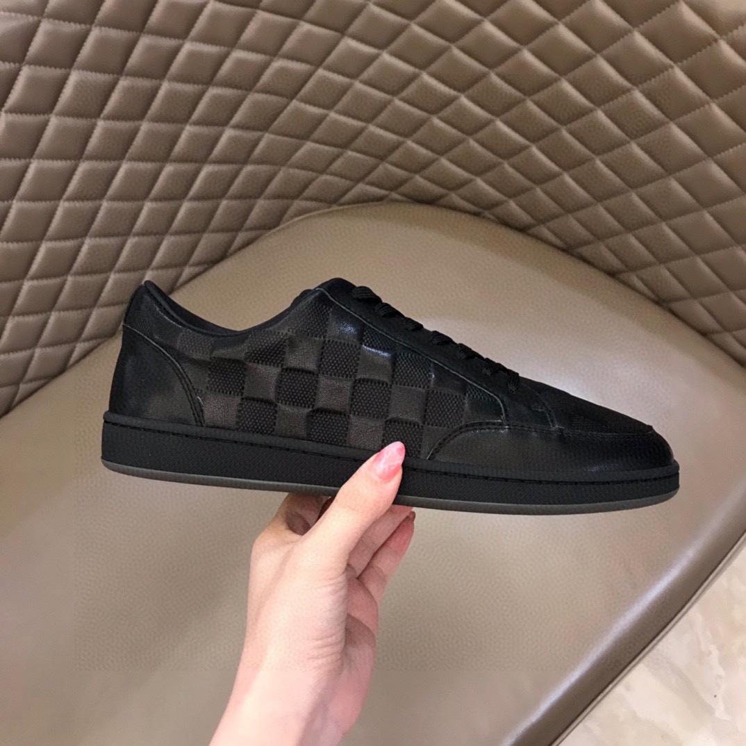 L0vis Vvtt0n Rivoli Sneaker Black For Men LV