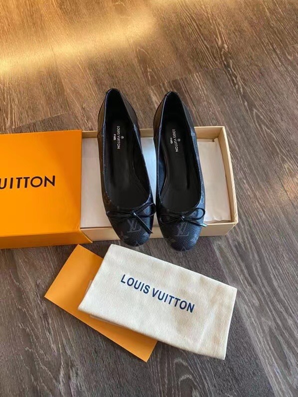 L0vis Vvtt0n Women’s Joy Ballerina Black For Women LV