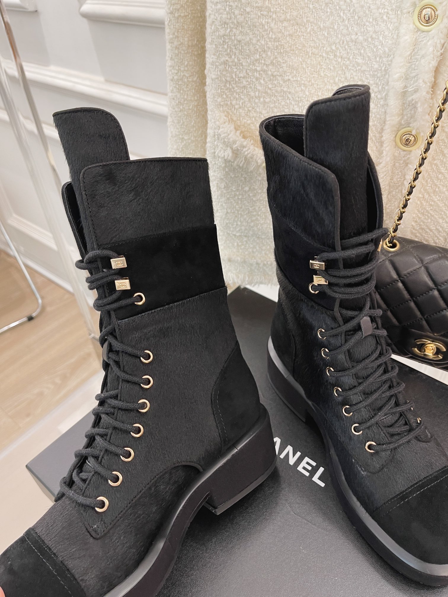 Ch**el Women’s Lace-Ups Black For Women