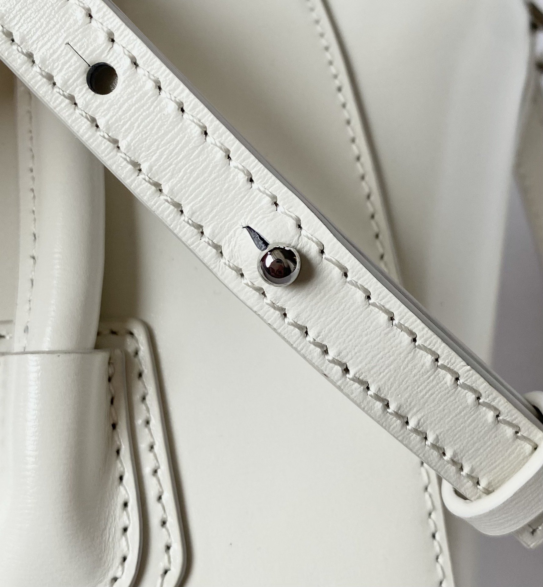Givenchy Mini Antigona Lock Bag Ivory For Women, Women’s Handbags, Shoulder Bags 8.7in/22cm GVC BB50J0B16S-105
