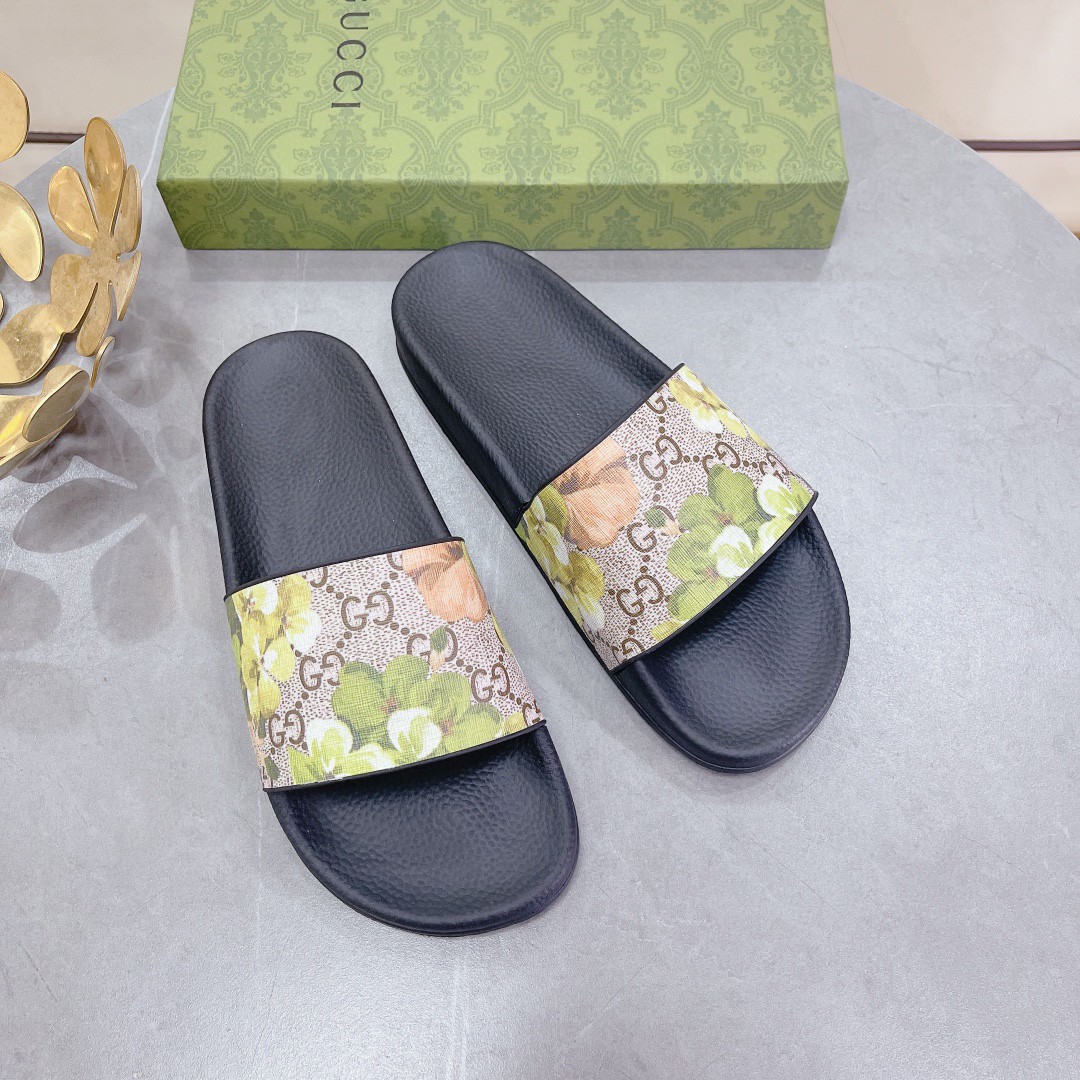 Gvc*1 Men’s GG Pursuit Floral Slider Green For Men 407345