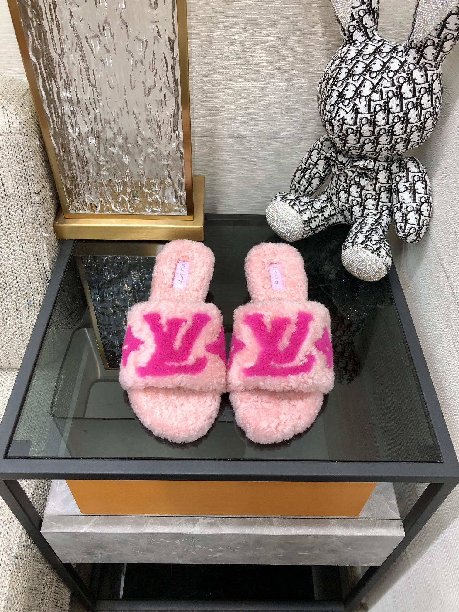 L0vis Vvtt0n Women’s Magnetic Mule Pink For Women LV