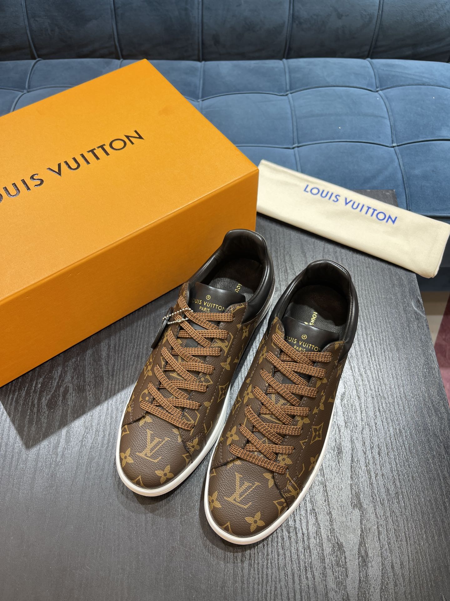 L0vis VuittionLuxembourg Sneaker Brown For Men LV 1A4PAF