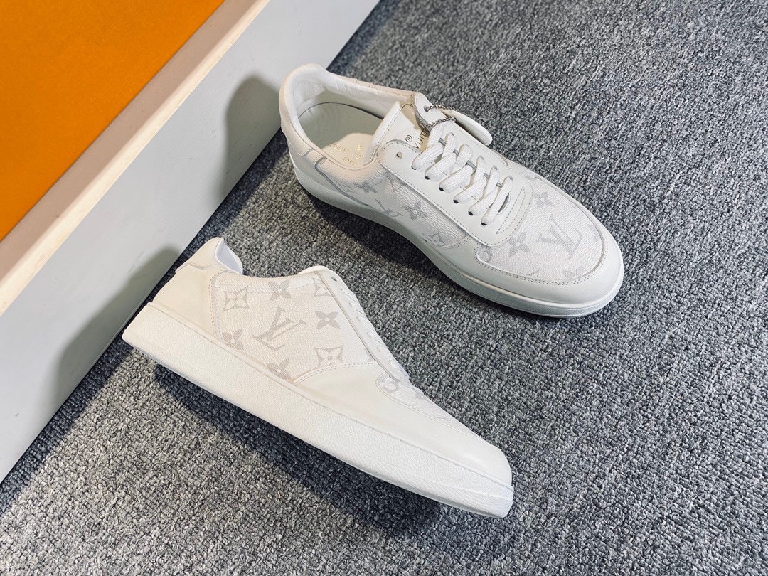 L0vis Vvtt0n Rivoli Sneaker White For Men LV