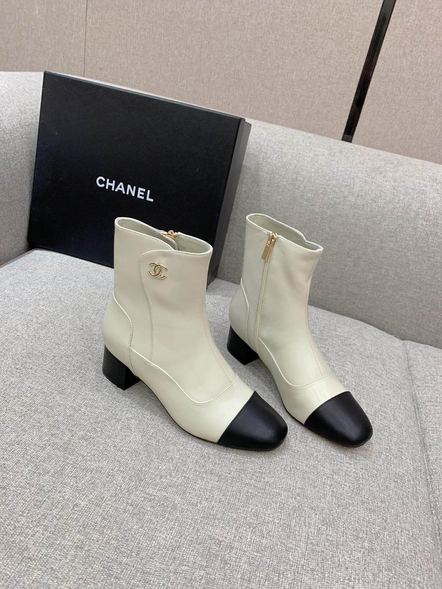 Ch**el Women’s Ankle Boots White For Women 2.2in/5.5cm