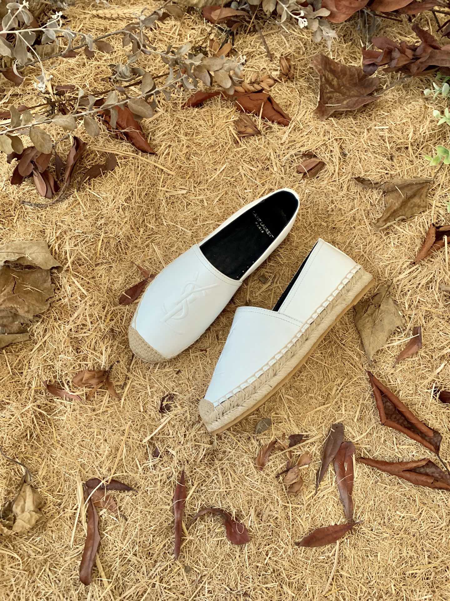 Sa1nt Lau*nt Women’s Y51 Embroidered Espadrilles White For Women Y51 4848900NO609030