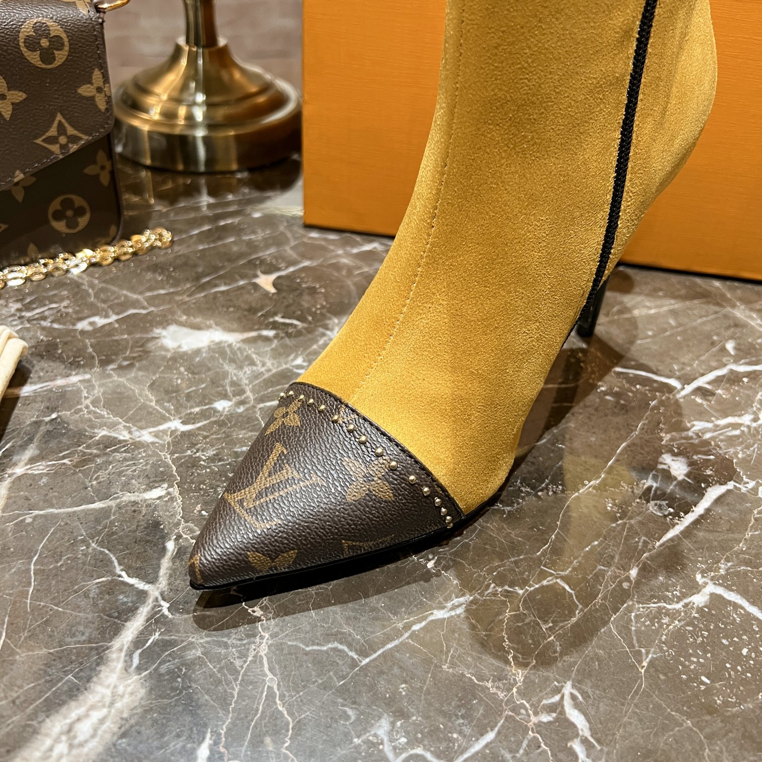 L0vis Vvtt0n Women’s Cherie Ankle Boots Yellow Women LV