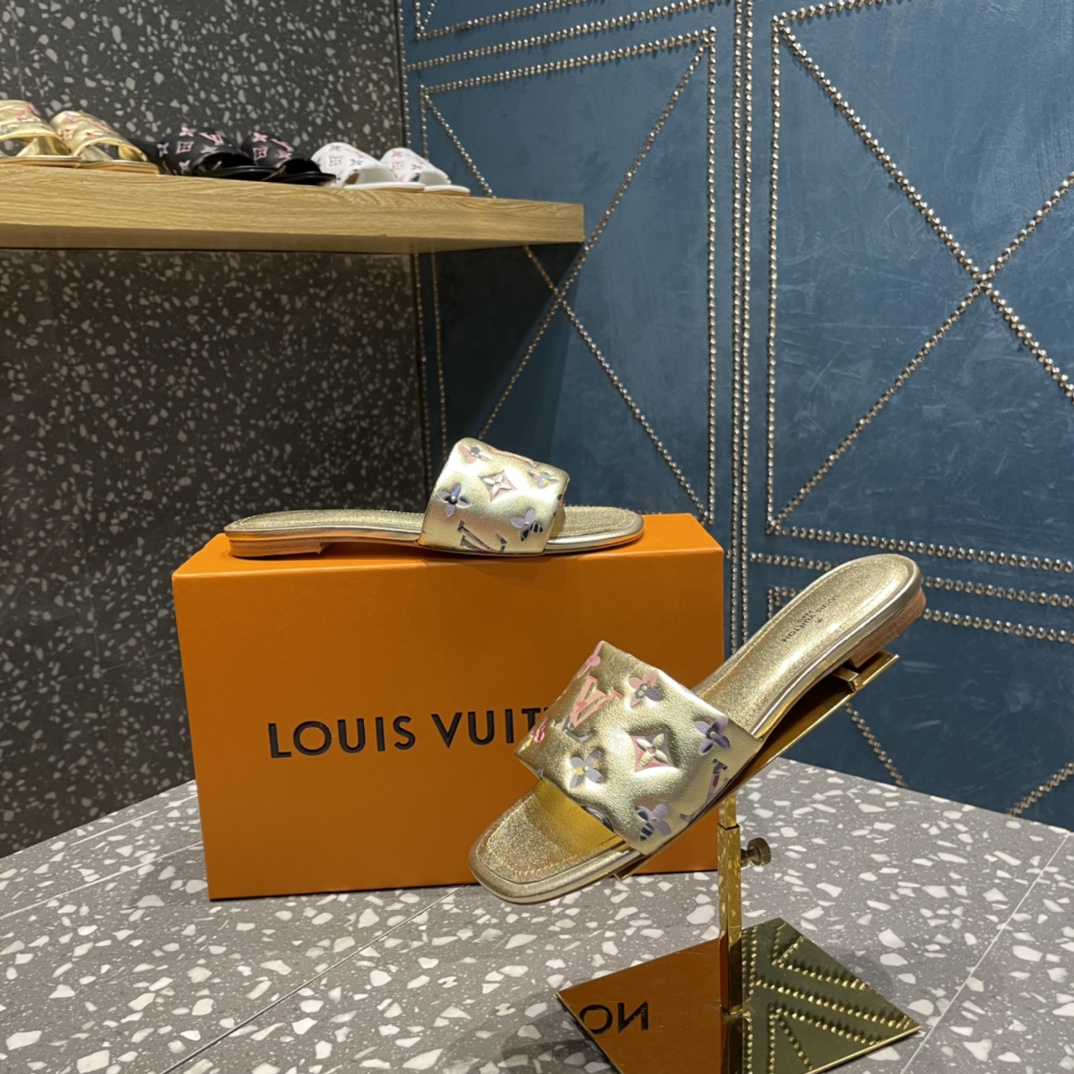 L0vis Vvtt0n Women’s Revival Flat Mule Gold For Women LV