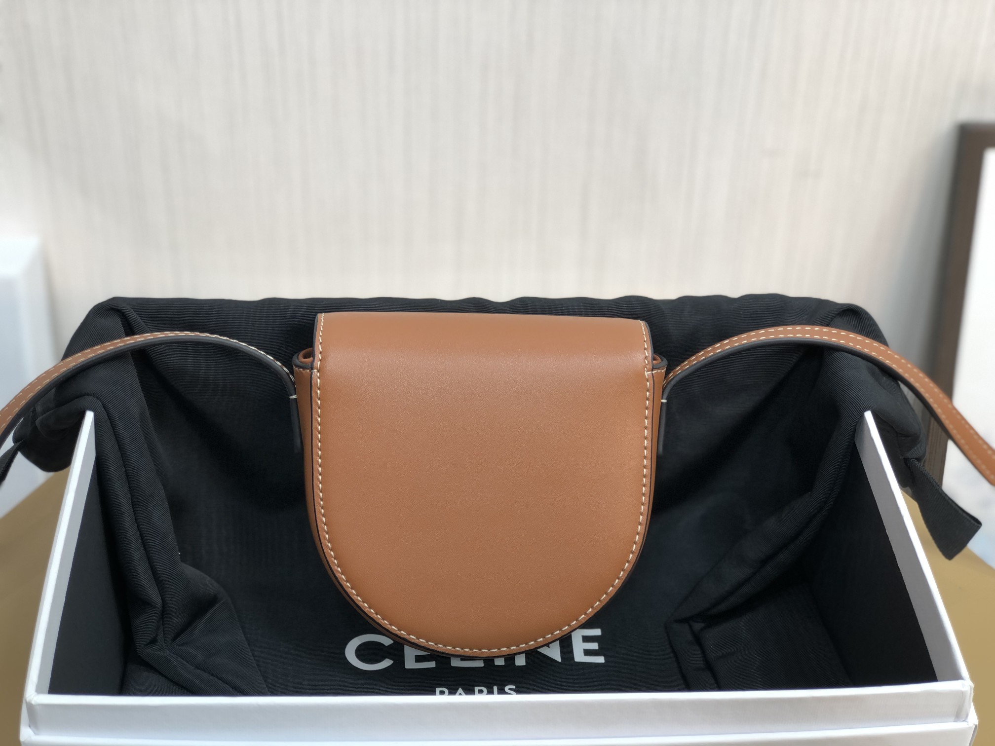 Ce1i*e Mini Besace Cuir Triomphe Brown For Women 4in/11cm 10J303DPQ.04LU