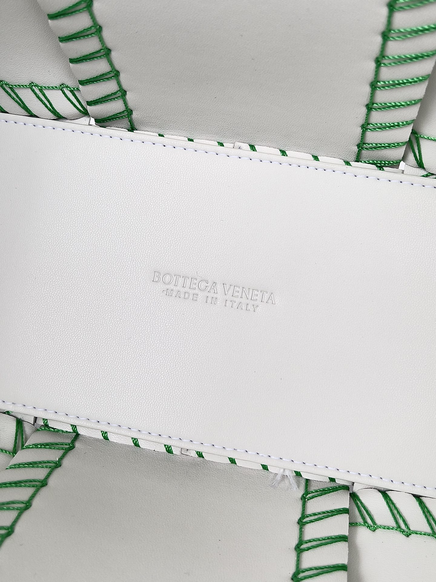 B0tt*ga Ven*ta Small Arco Tote Bag White, For Women, Women’s Bags 11.8in/30cm