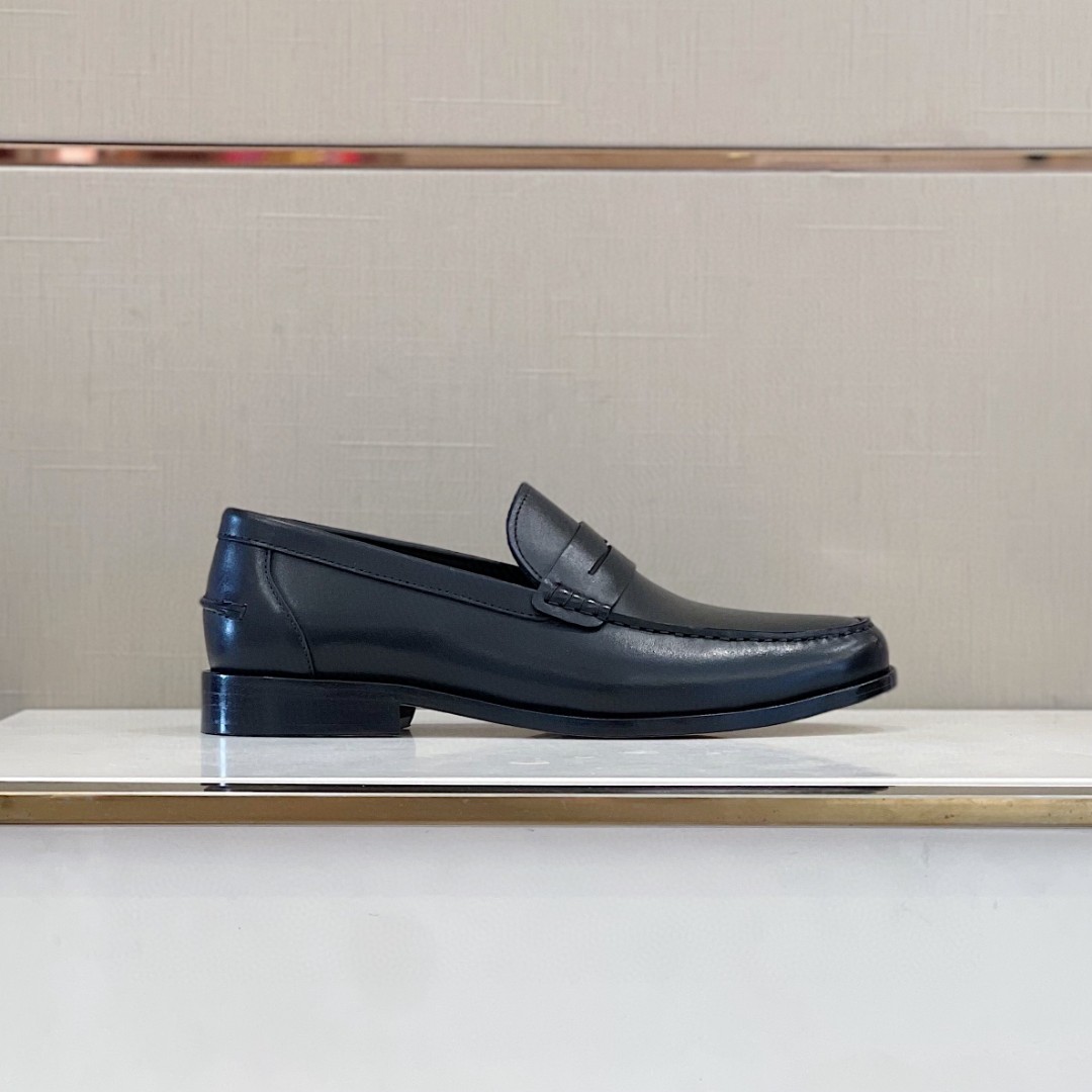 F**di Force Matte Black Loafers For Men