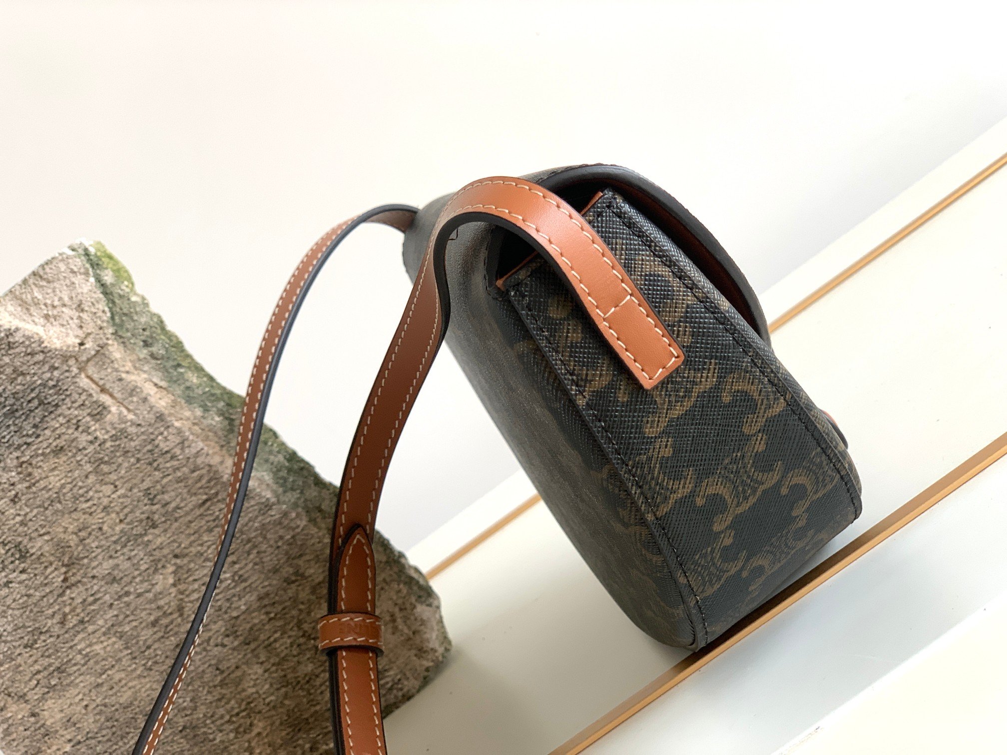 Ce1i*e Besace In Triomphe Canvas Bag Brown For Women 9in/23cm