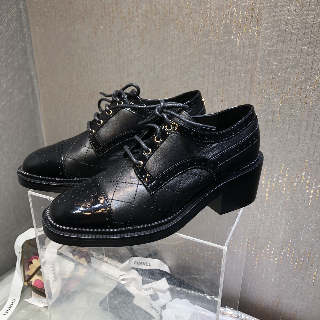 Ch**el Women’s Laced Shoes Black For Women
