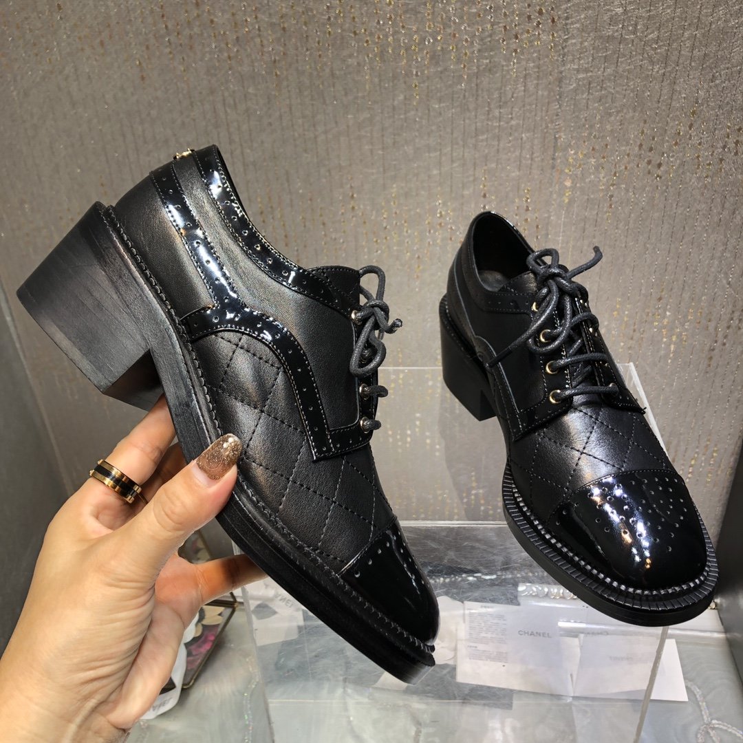 Ch**el Women’s Laced Shoes Black For Women