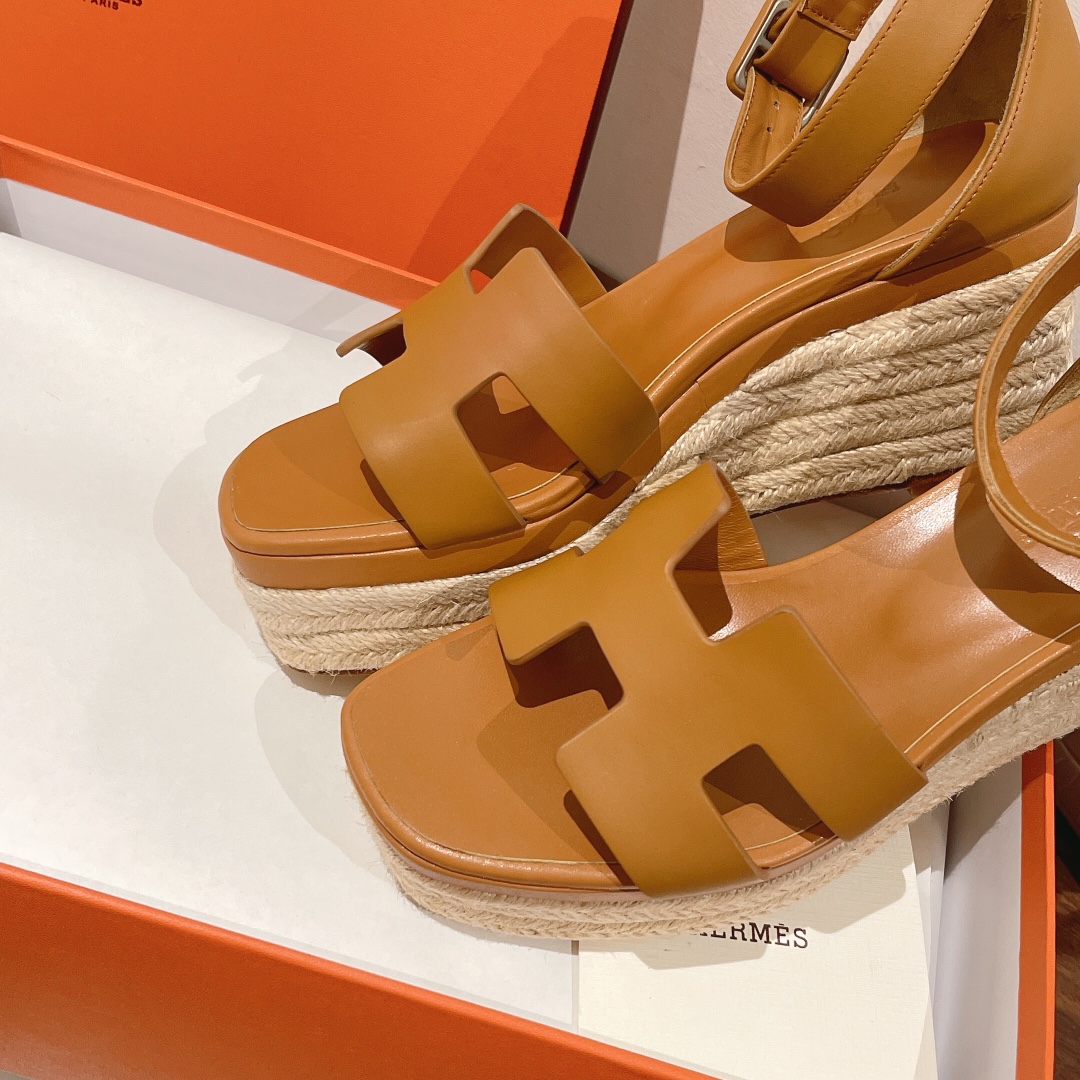 H**me5 Doll 40 Espadrilles Brown For Women 1.6in/4cm
