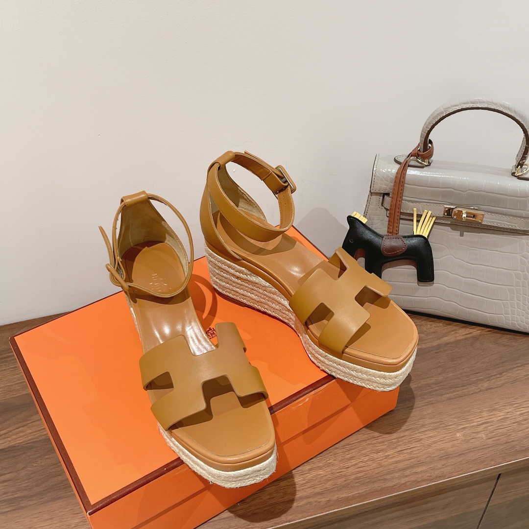 H**me5 Doll 40 Espadrilles Brown For Women 1.6in/4cm