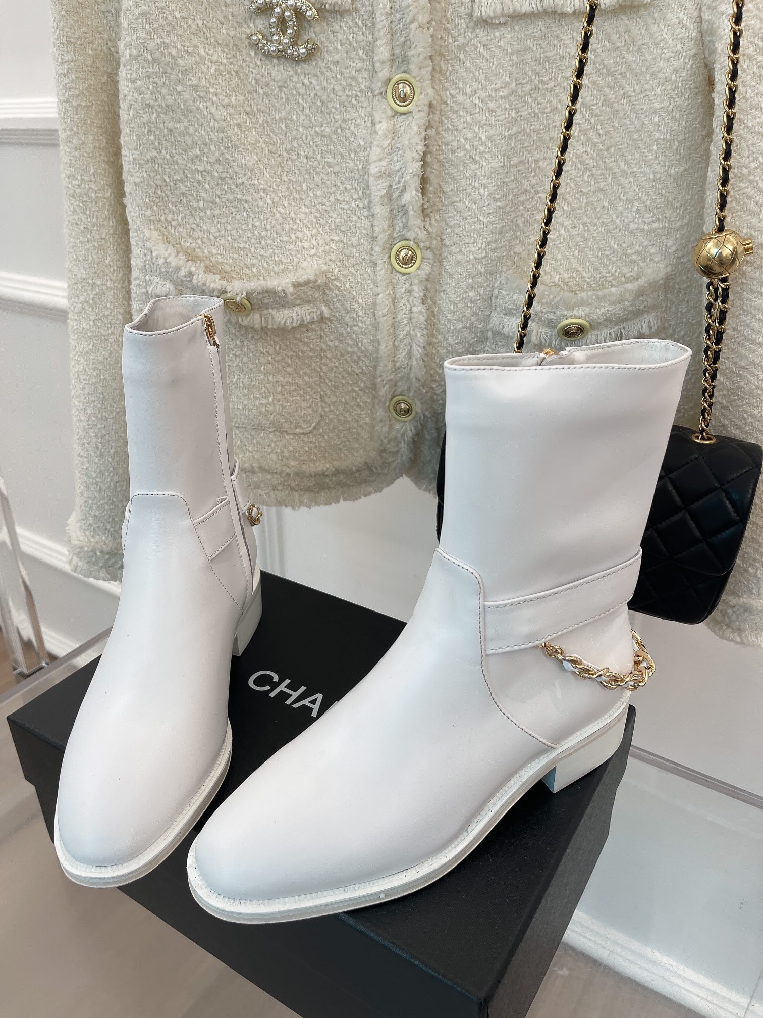 Ch**el Women’s Ankle Boots With Chain White For Women 1.5in/4cm