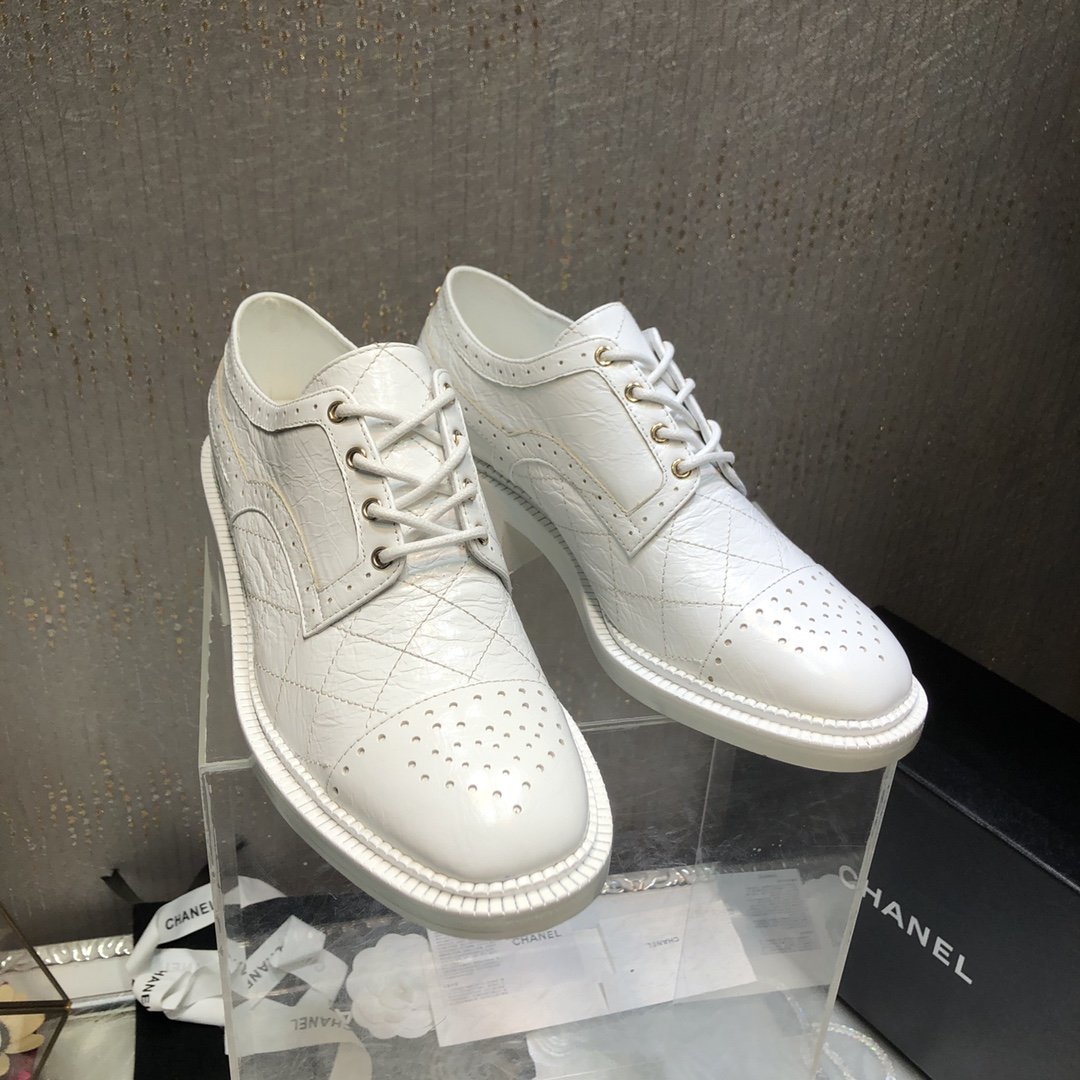 Ch**el Women’s Laced Shoes White For Women