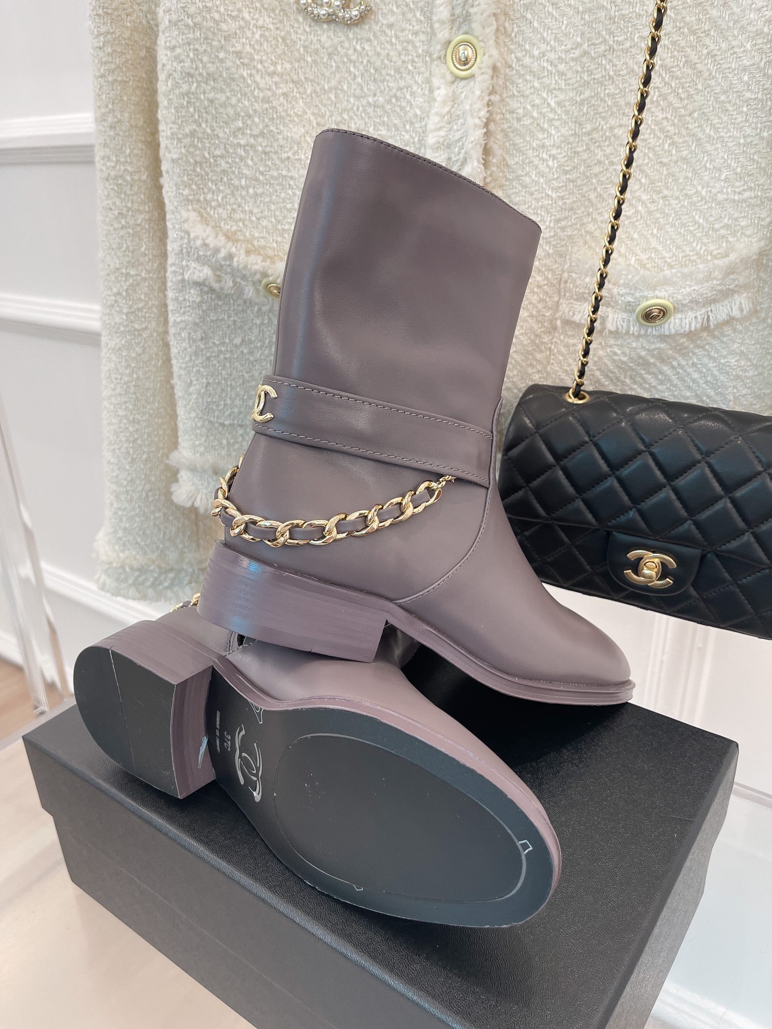 Ch**el Women’s Ankle Boots With Chain Light Violet For Women 1.5in/4cm